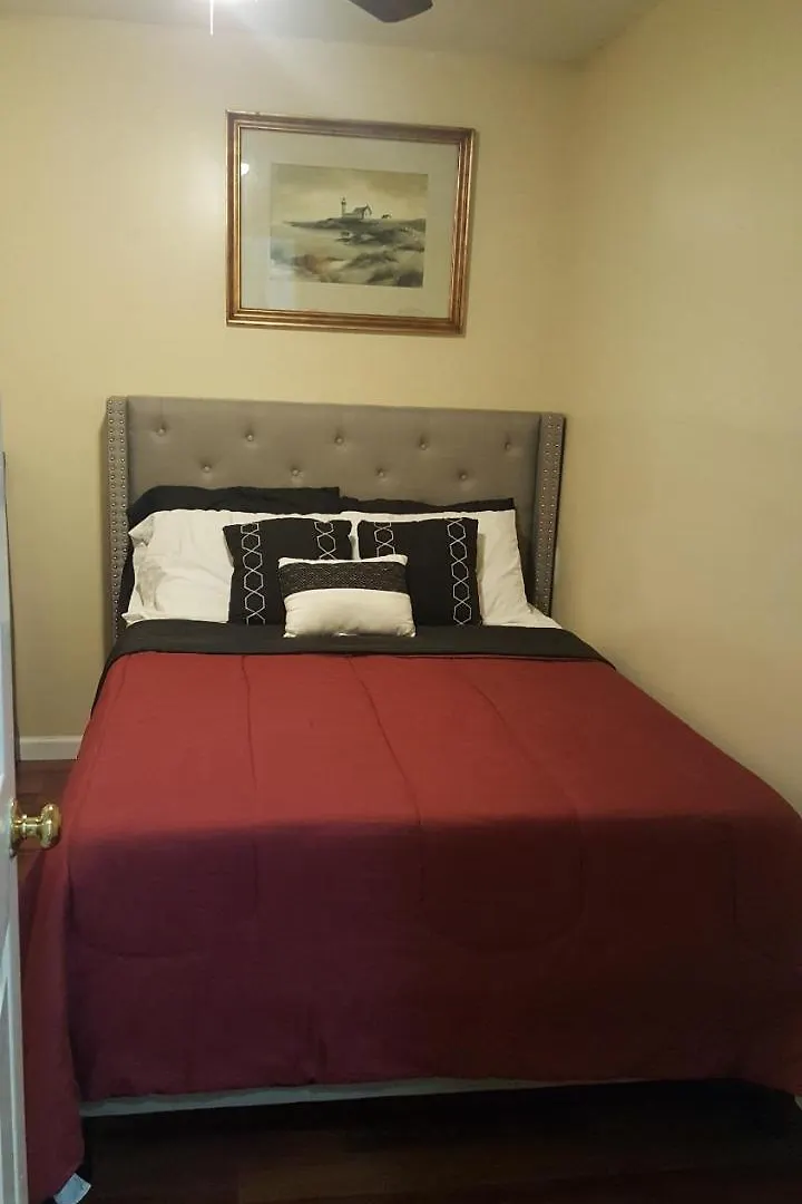Private Garden Apartment New York 0*,